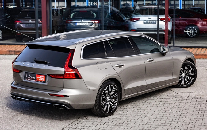 Volvo V60 cena 96900 przebieg: 165015, rok produkcji 2018 z Mińsk Mazowiecki małe 781